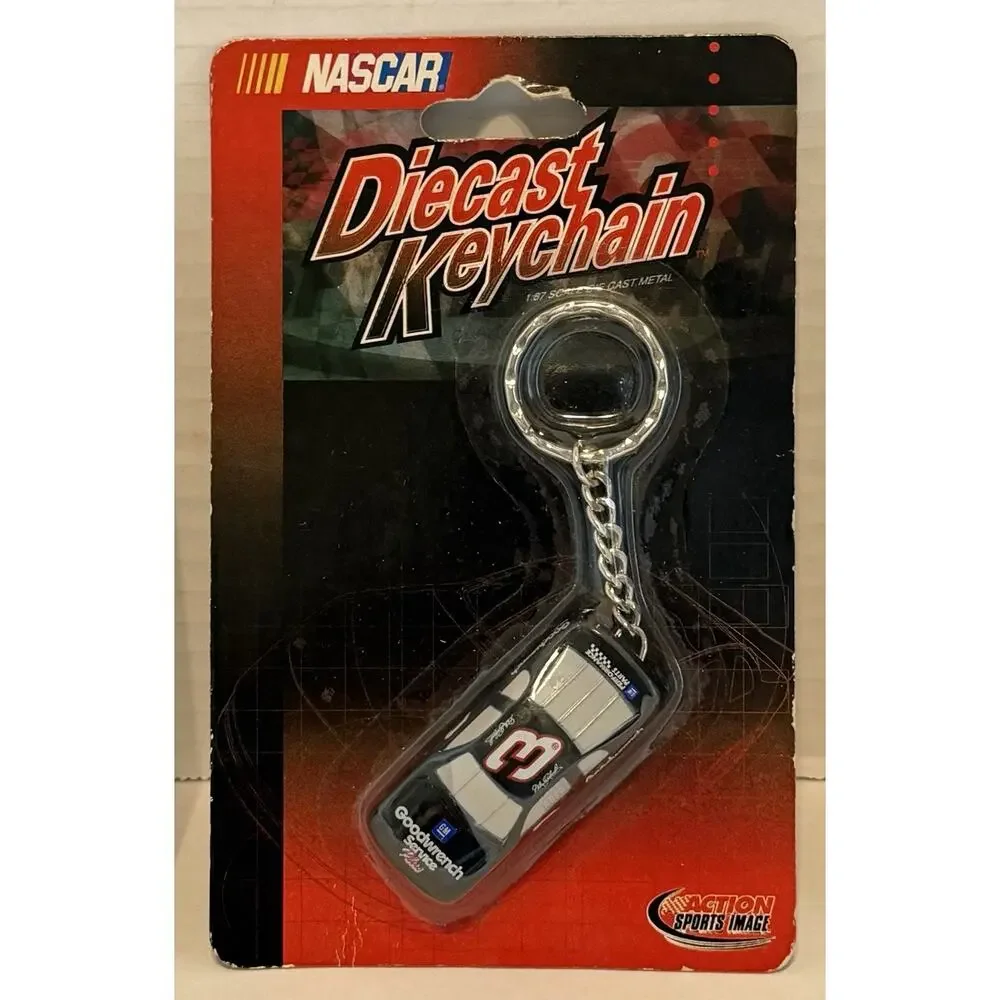 Lot Of 4 Dale Earnhardt Sr 2001 Magnetic Racers Nascar 2001 Keychain 2 Stickers